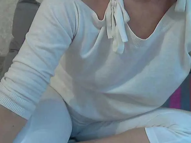 angel_avni free chat on liveonude Image 14