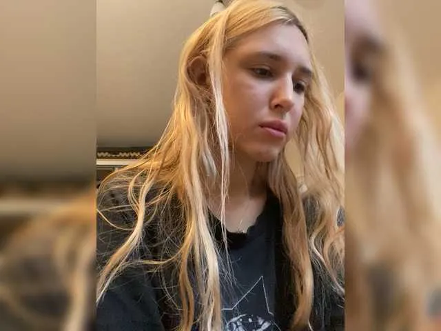 angel_avni free chat on liveonude Image 15