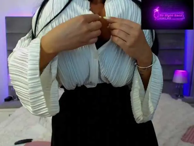 ELENA-XXX free chat on liveonude Image 3