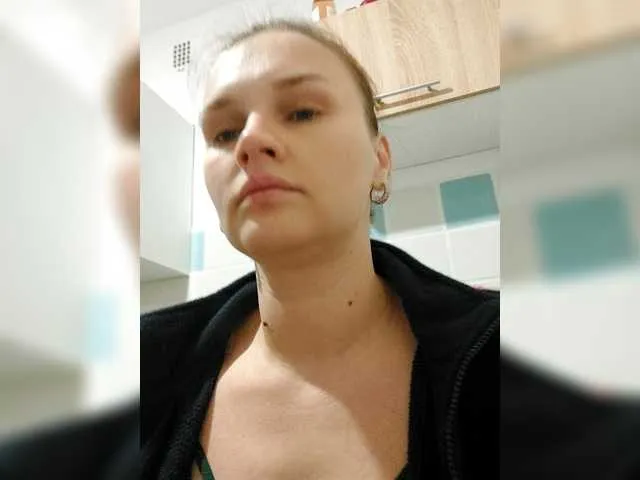 LisaLovHoney free chat on liveonude