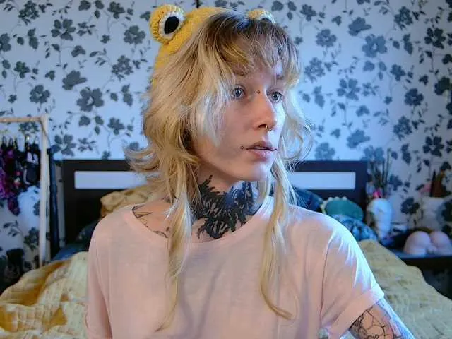 LanaLeetr1 free chat on liveonude Image 14