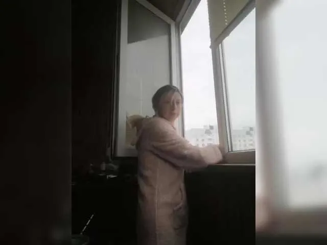 MiaLiaHot free chat on liveonude Image 4