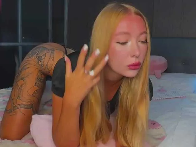 23-Mandarinka free chat on liveonude Image 11