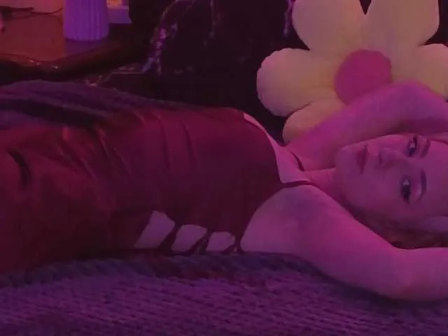 bridgetjean free chat on liveonude Image 6