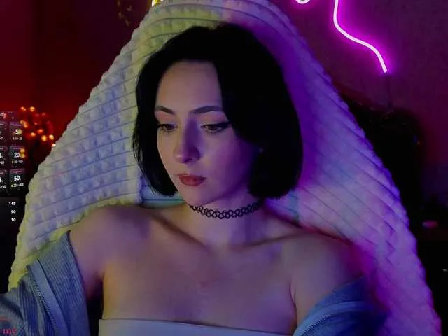 bridgetjean free chat on liveonude Image 7