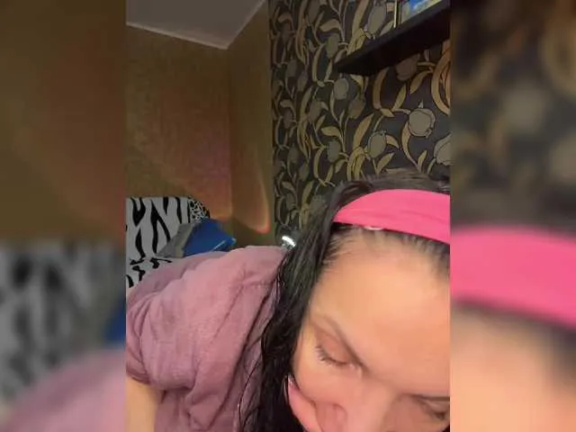 ELENA-XXX free chat on liveonude Image 5