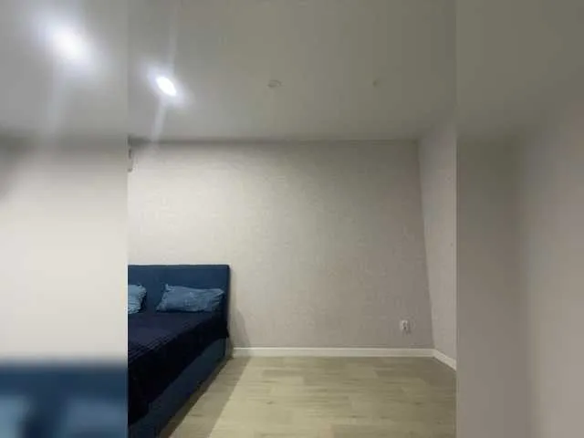 xunybany free chat on liveonude Image 14