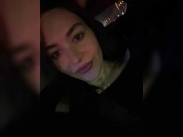 xunybany free chat on liveonude Image 11