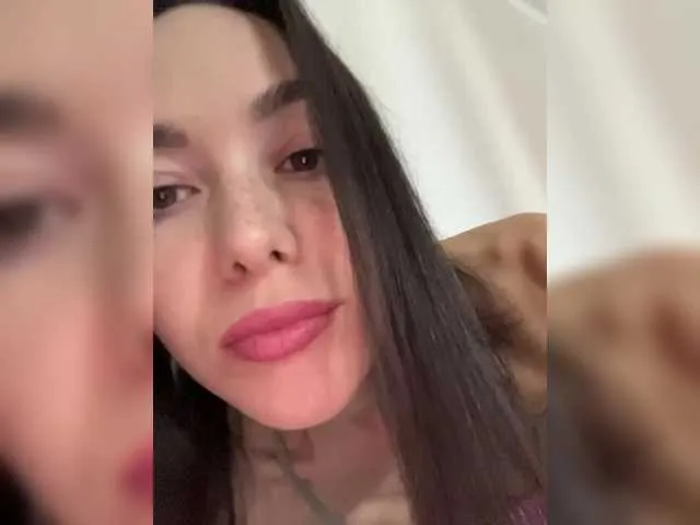 xunybany free chat on liveonude Image 6