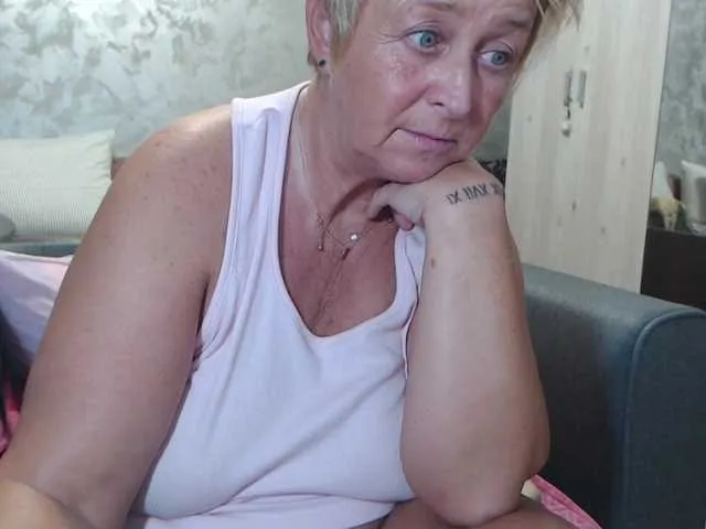 baiambel_mi free chat on liveonude Image 12