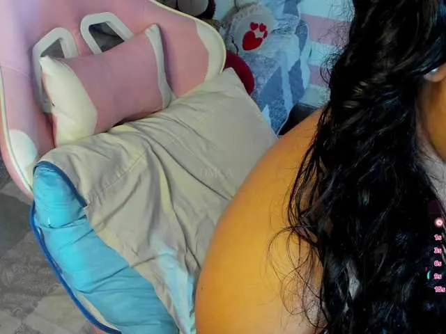 BELBIG free chat on liveonude Image 6