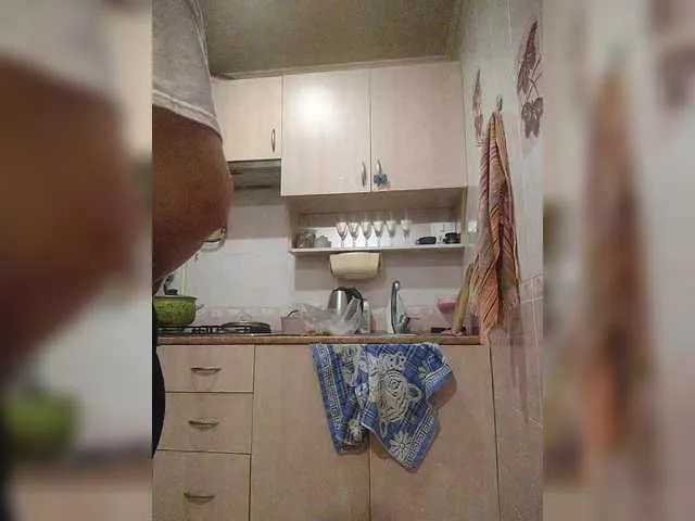 Girl-Pleasure free chat on liveonude Image 16