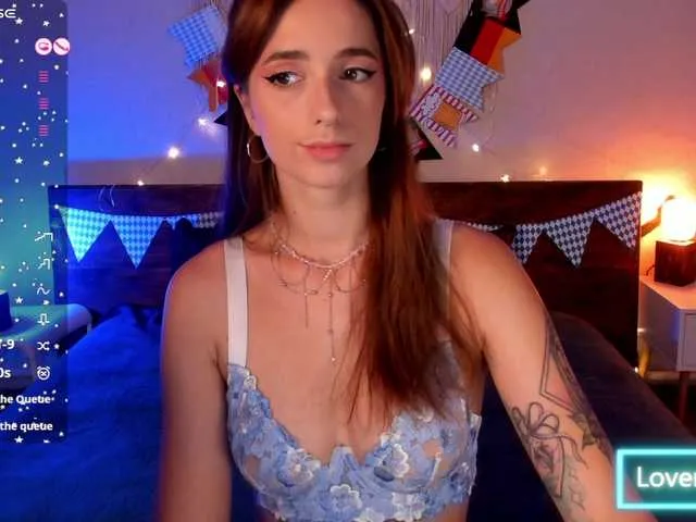 alicia239 free chat on liveonude Image 17