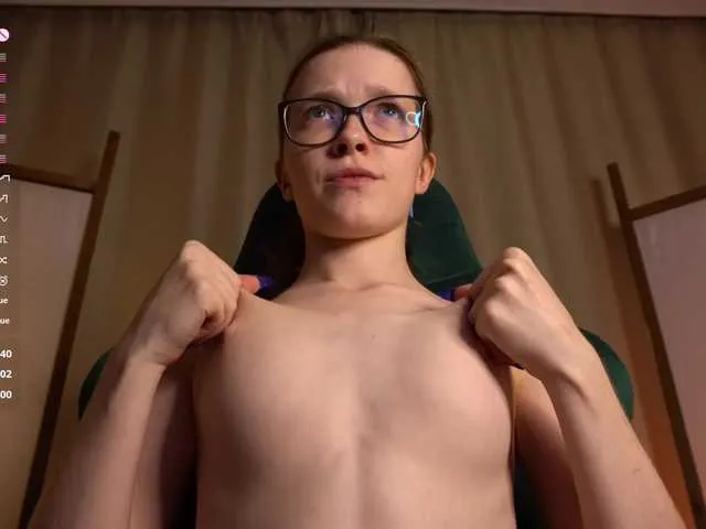 miacolucci_18 free chat on liveonude Image 16