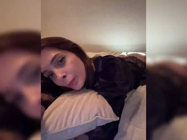 Maribett free chat on liveonude