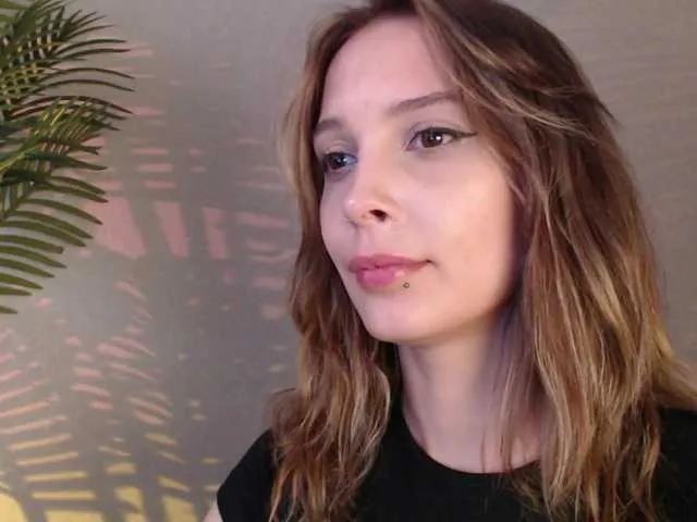 priyonti34 free chat on liveonude Image 2