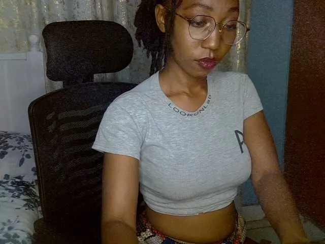 xunybany free chat on liveonude Image 13