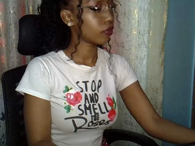 xunybany free chat on liveonude Image 8