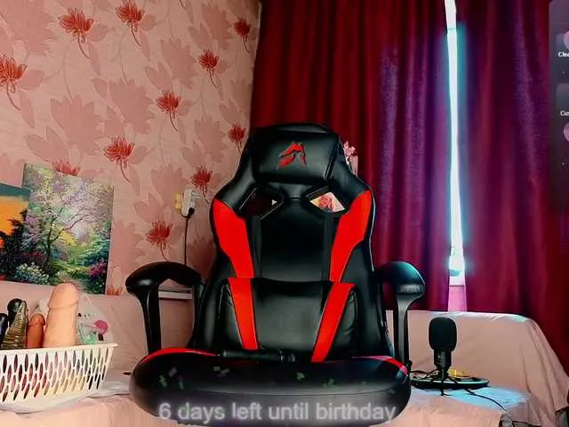 agatha__milf free chat on liveonude Image 4