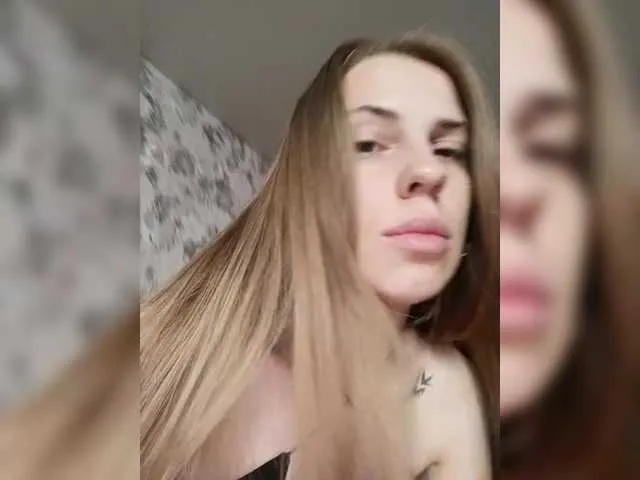 BELBIG free chat on liveonude Image 6