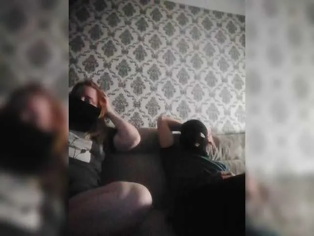 MiaLiaHot free chat on liveonude Image 2