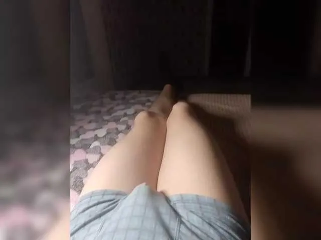 MiaLiaHot free chat on liveonude Image 6