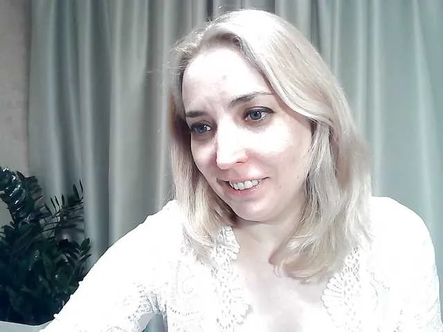 little__sophie18 free chat on liveonude Image 18