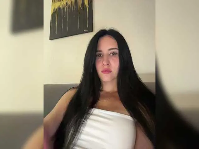 DiamondJo free chat on liveonude Image 14