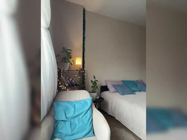 BELBIG free chat on liveonude Image 12