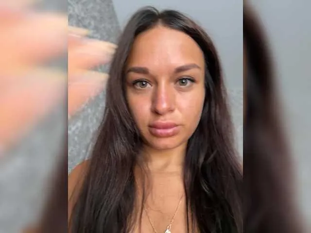 LanaLeetr1 free chat on liveonude Image 2