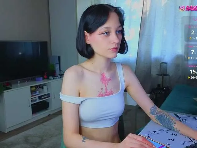 loveuniverse8 free chat on liveonude Image 4