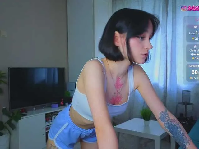 loveuniverse8 free chat on liveonude Image 6