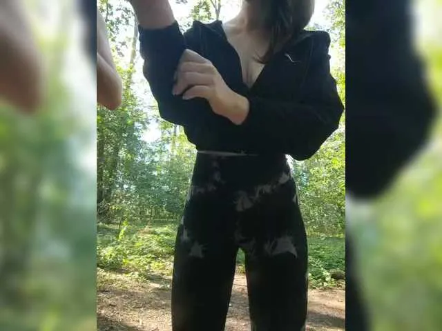 spicyhotmilf free chat on liveonude Image 3