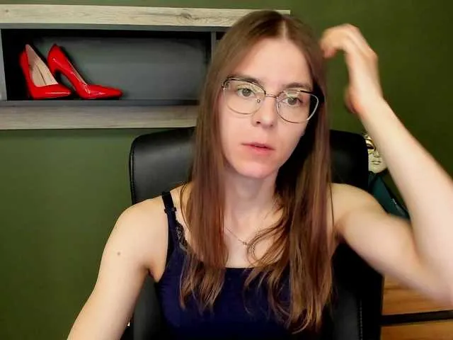 tina_lyn free chat on liveonude Image 2