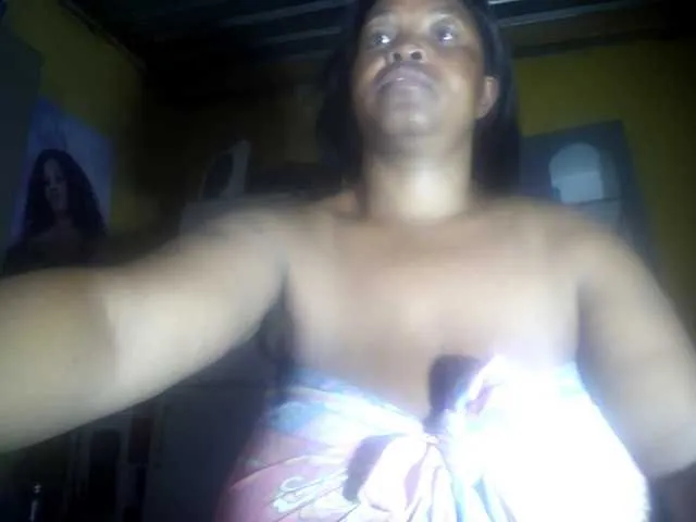 BELBIG free chat on liveonude Image 13