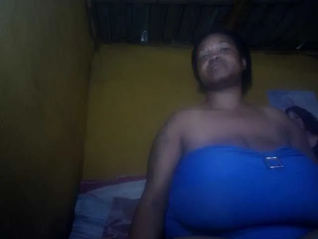 BELBIG free chat on liveonude Image 2