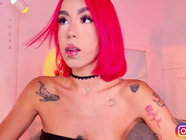 escar_let free chat on liveonude Image 11