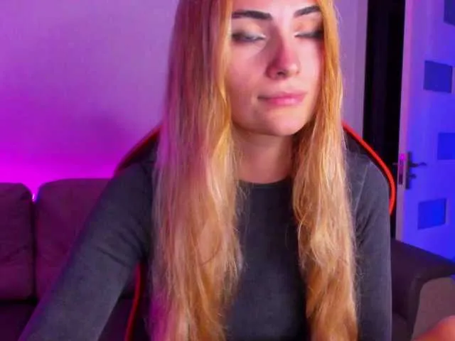 DiamondJo free chat on liveonude Image 15