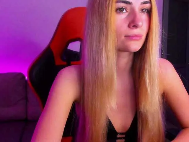 DiamondJo free chat on liveonude Image 18