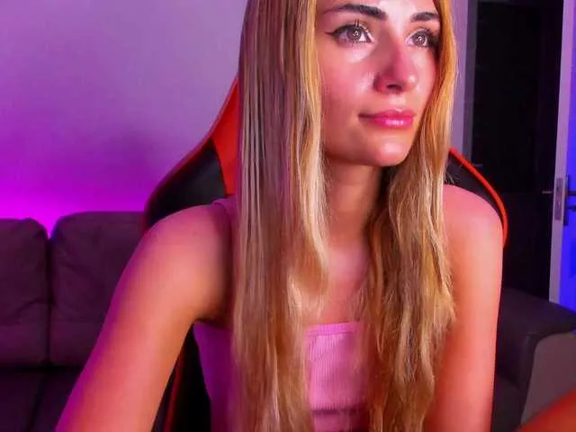 DiamondJo free chat on liveonude Image 8