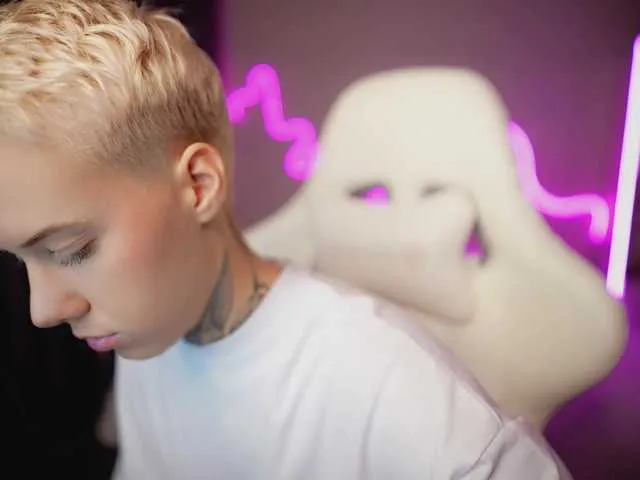 harleyysummers free chat on liveonude Image 12