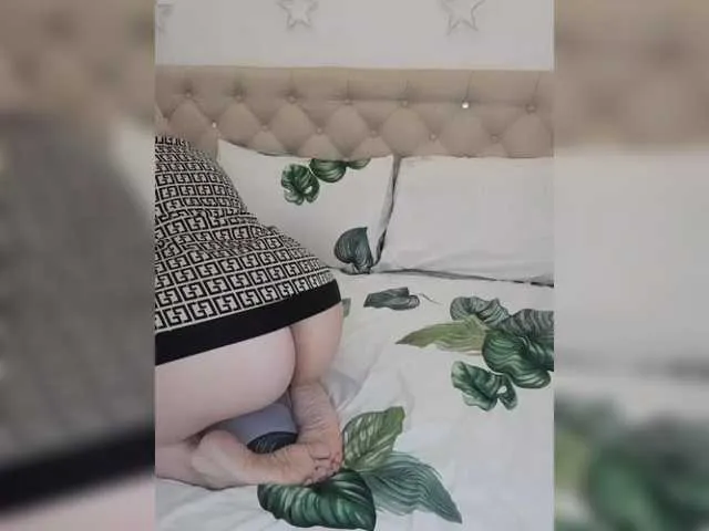 xunybany free chat on liveonude Image 14