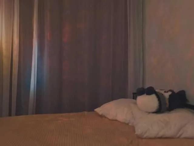 ftmbiggestclit free chat on liveonude Image 7