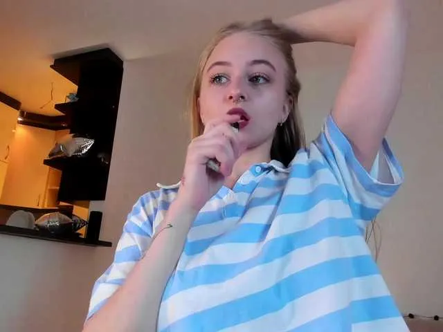 samanthaheinz free chat on liveonude Image 14