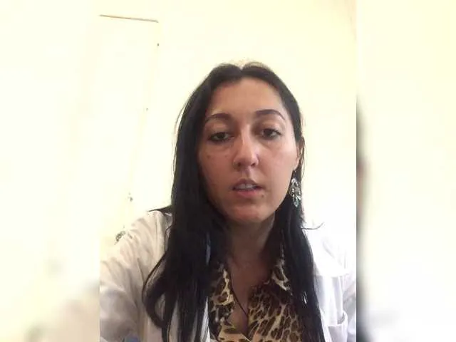 HEYBANANA free chat on liveonude Image 9