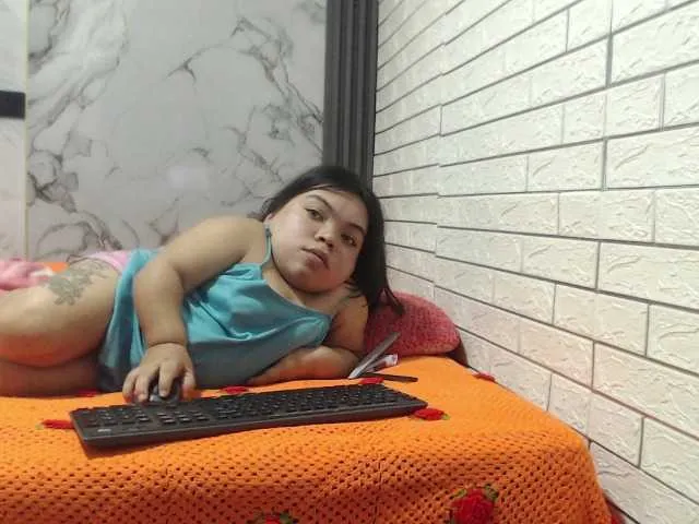 Michelle-brooks free chat on liveonude