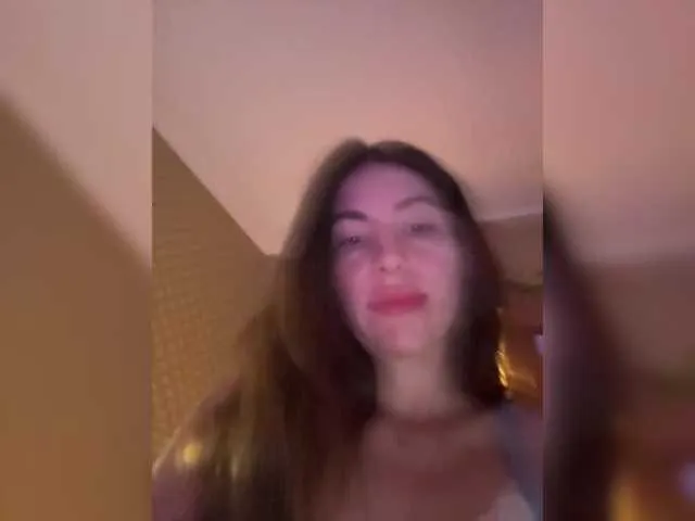 alicia239 free chat on liveonude Image 12