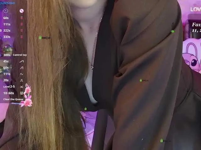 DiamondJo free chat on liveonude Image 10