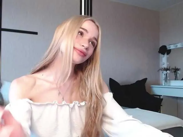 -Miray- free chat on liveonude Image 8