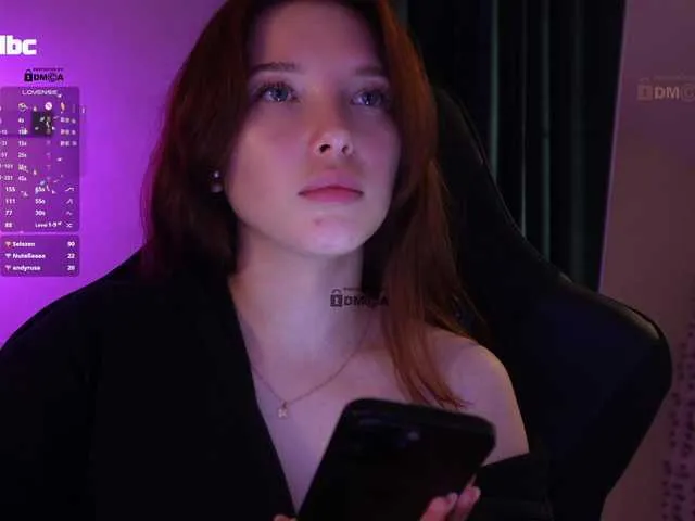 roxyheartley free chat on liveonude Image 10